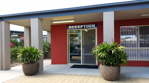 Port Denison Motor Inn - Lightning Ridge Tourism 2