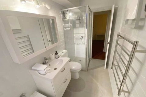 Quiet 2BR Apartment With Garden Views In Griffith - Lightning Ridge Tourism 3