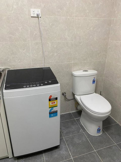 Private Brand New Home In Hornsby - Lightning Ridge Tourism 2