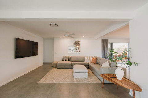 Quail Cove - Lightning Ridge Tourism 3