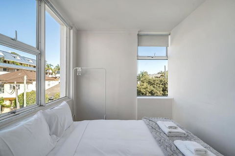 Quaint 1BD On The Doorstep Of Manly Beach - Lightning Ridge Tourism 3