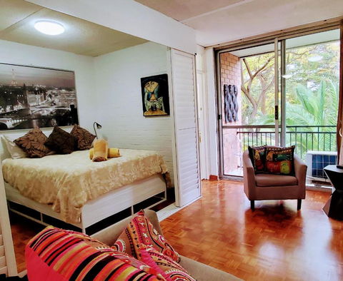 Quaint & Tranquil Subiaco 1 Bedroom Apartment - Lightning Ridge Tourism 2