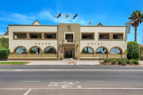 Quality Hotel Mildura Grand - Lightning Ridge Tourism 1