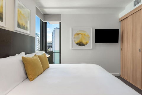 Quattro Apartments - Lightning Ridge Tourism 1