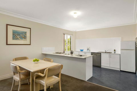 Quest Trinity House - Lightning Ridge Tourism 2