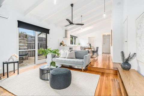 Quiet & Cozy 4 Bedroom Home - Lightning Ridge Tourism 2
