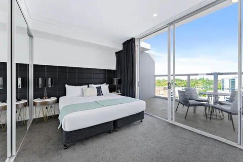 Premium Apartments Chatswood - Lightning Ridge Tourism 1