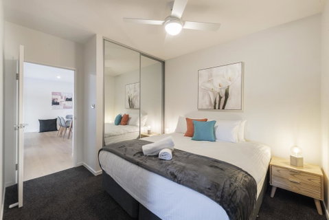 Astra Apartments Newcastle (Broadmeadow) - Lightning Ridge Tourism 1