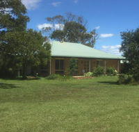 At HOME on HOLMES - Lightning Ridge Tourism