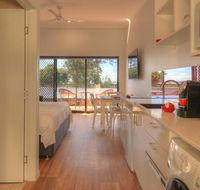 Atherton Apartments - Lightning Ridge Tourism