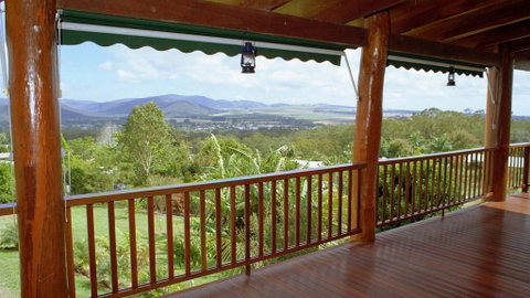 Atherton Blue Gum B&B - Lightning Ridge Tourism 2