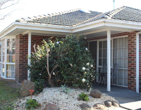 Australian Home Away @ Doncaster Elgar - Lightning Ridge Tourism 1
