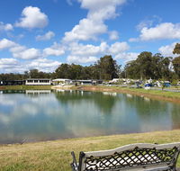 Australian Motor Homes Tourist Park - Lightning Ridge Tourism