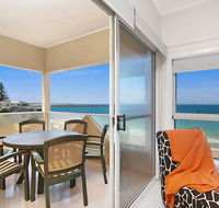 Avalon 3 - views to die for - across the road from convent beach - Lightning Ridge Tourism