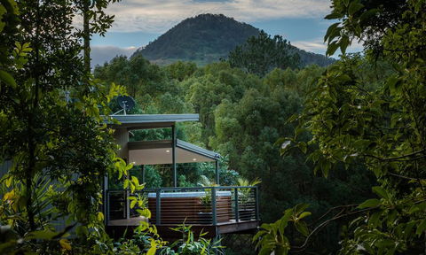 Babbling Brook Retreat - Lightning Ridge Tourism 0
