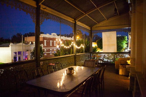 Balcony Level - Heygarth House - Port Of Echuca Townhouse - Lightning Ridge Tourism 1