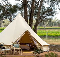 Balgownie Estate Winery Retreat  Restaurant - Lightning Ridge Tourism