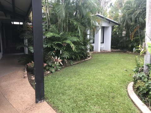 Bali Inspired Hideaway With Tropical Villa & Plunge Pool - Lightning Ridge Tourism 1