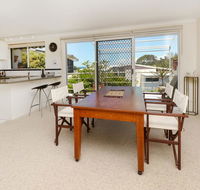 Ballantrae 8 - Sawtell NSW - Lightning Ridge Tourism