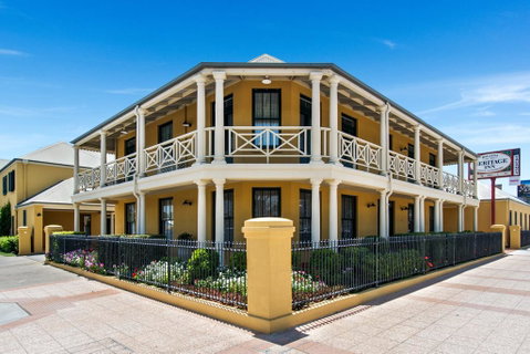 Ballina Heritage Inn - Lightning Ridge Tourism 0