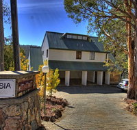 Banksia 2/35 Townsend Street - Lightning Ridge Tourism