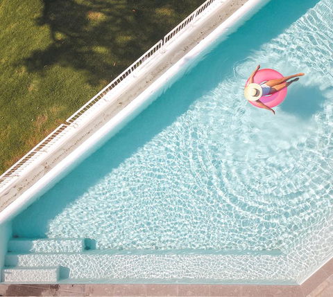 Bannisters Port Stephens - Lightning Ridge Tourism 1