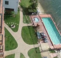 Banyandah Towers - Lightning Ridge Tourism