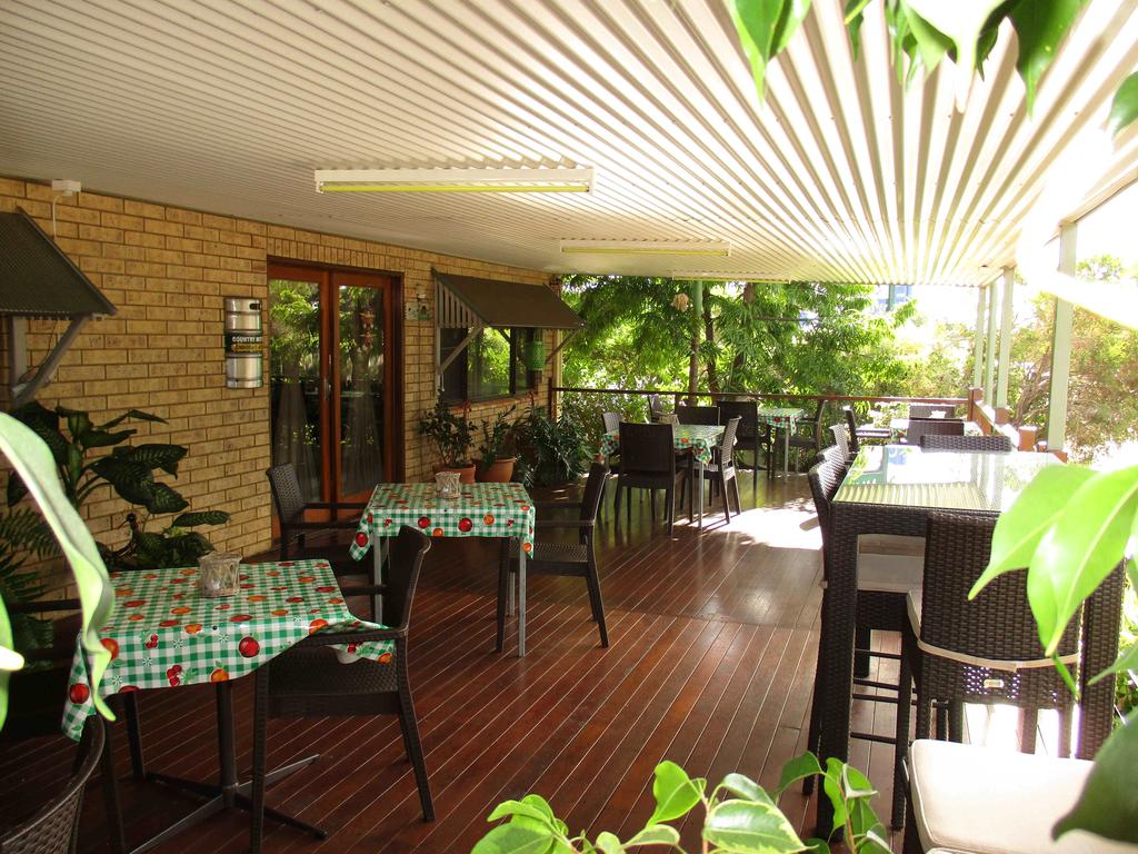 Barcaldine Downs QLD Lightning Ridge Tourism