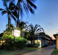 Bargara Gardens Boutique Villas - Lightning Ridge Tourism