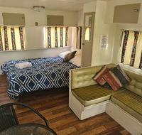 Bateman Bay Holiday Park  Batemans Bay YHA - Lightning Ridge Tourism
