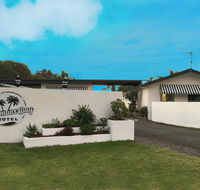 Batemans Bay Hotel - Lightning Ridge Tourism