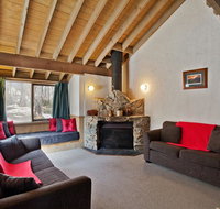 Battys - Lightning Ridge Tourism