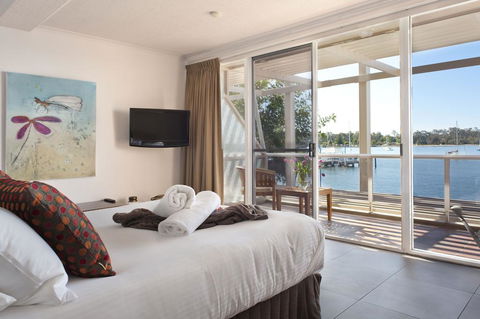 Bay Breeze Boutique Accommodation - Lightning Ridge Tourism 3