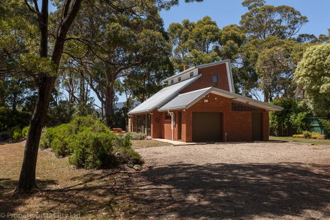 Bay Retreat Port Arthur - Lightning Ridge Tourism 2
