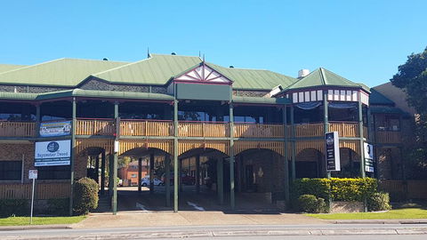 Bayswater Tweed - Lightning Ridge Tourism 0
