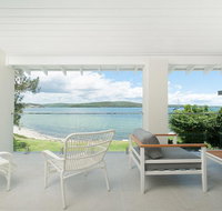 Baywatch - Beachfront Bliss Executive Home - Lightning Ridge Tourism