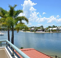 Bayz Maroochy Waters - Lightning Ridge Tourism