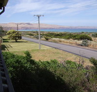 Beach House at Silver Sands - Lightning Ridge Tourism