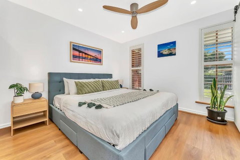Redbrick Retreat - Generous Coastal Escape - Lightning Ridge Tourism 2