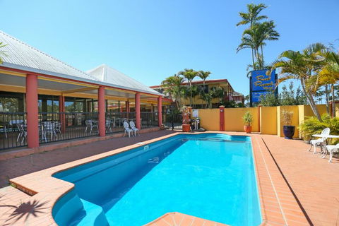 Reef Resort Motel - Lightning Ridge Tourism 0