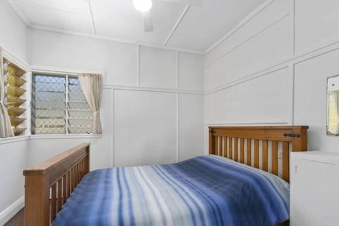 Relax On Rickman - Lightning Ridge Tourism 3