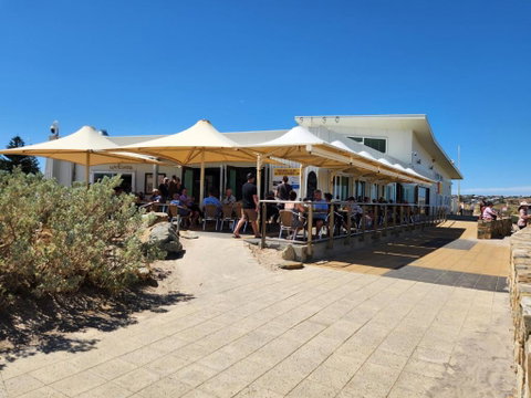Relaxing Beachside Getaway Home - Lightning Ridge Tourism 2