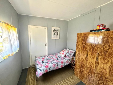 River Cottage On Cherry - Pet Friendly - Lightning Ridge Tourism 2
