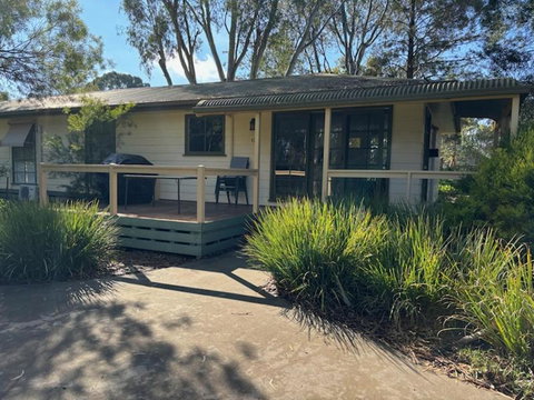 River Frontage Unit Moama - Lightning Ridge Tourism 0