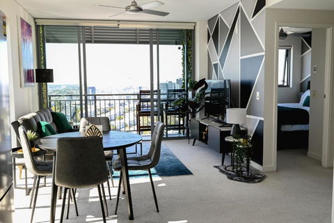 River View Apartment In Brisbane With Parking - Lightning Ridge Tourism 1