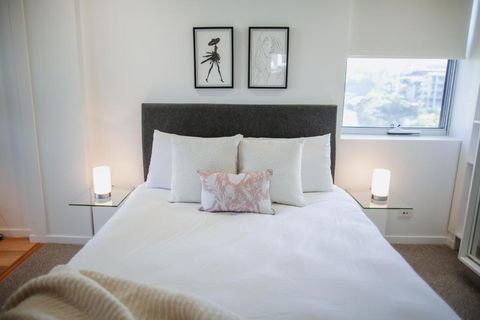 Riverfront Residences New Farm - Lightning Ridge Tourism 3