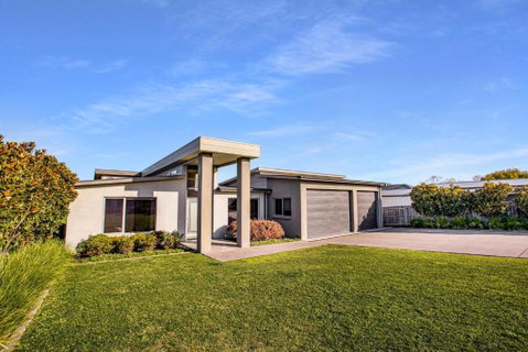 Riverside Haven - Lightning Ridge Tourism 2
