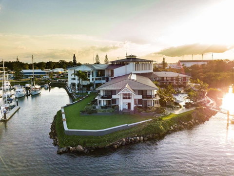 Sails Port Macquarie By Rydges - Lightning Ridge Tourism 2