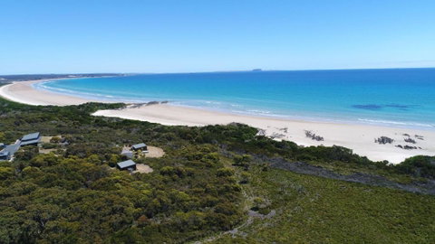 Rocky Cape Retreat - Lightning Ridge Tourism 0