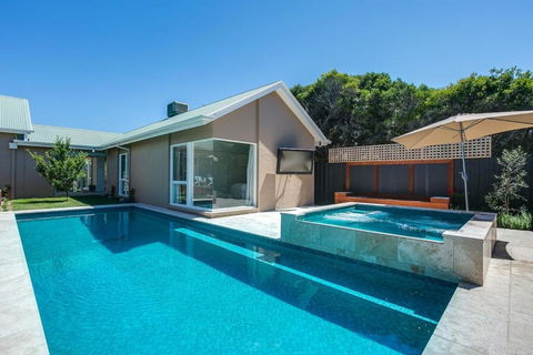 Royadie Resort - Pool Spa Tennis 500m To Beach - Lightning Ridge Tourism 2